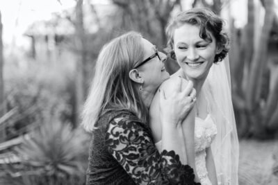 Lovelee Photography (www.loveleephotos.com) Scottsdale Wedding Photographers